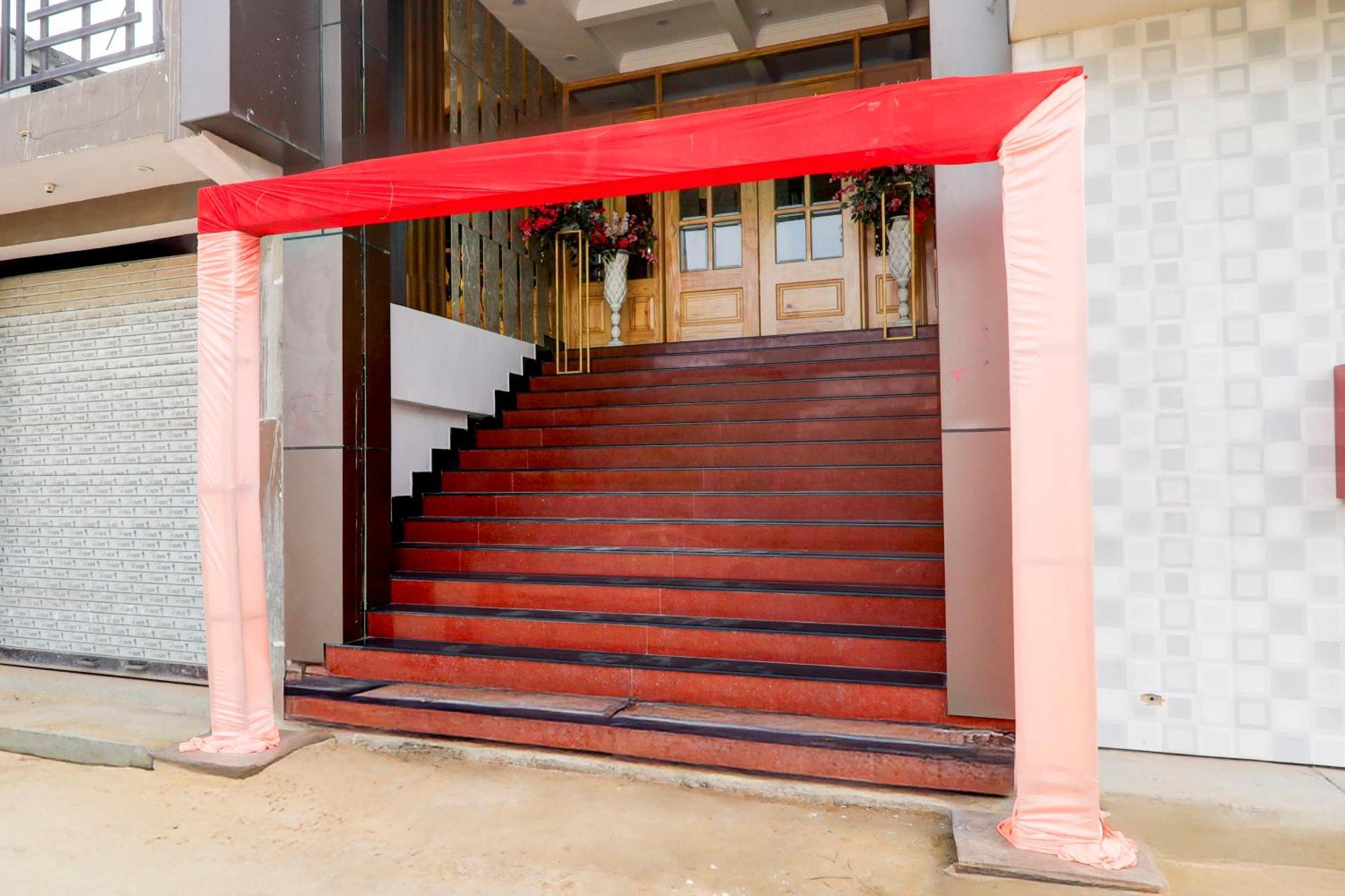 Super Townhouse Gls International Hotel Lucknow Exterior photo